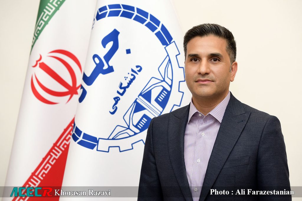 پرتره مدیر مرکز وکیل آباد